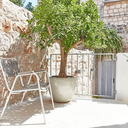 Вілла Orange Tree House Віс Екстер'єр фото